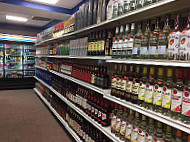 Harvey's Pub Liquor Store