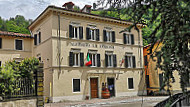 Albergo E La Corona