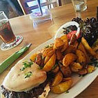 Logan`s Irish Pub