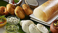 Aarusuvai Indian