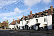 The Bulls Head Meriden Pub And Innkeeper's Lodge