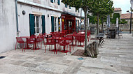 A l'Ouest