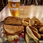 Washington Street Pub