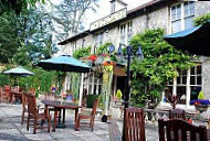 Cedars Inn