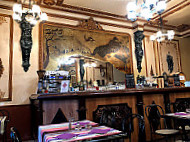 Café De La Loge