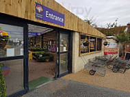 Plowmans Garden Centre