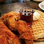 LoLo's Chicken & Waffles - Southlake