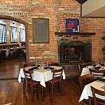 Le Parc Bistro