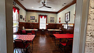 Tava's Diner