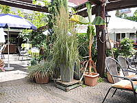 Weiks Vinothek Und