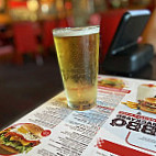 Red Robin Gourmet Burgers And Brews