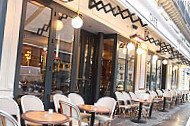 Le Café De La Régence
