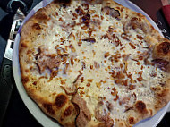Tonton Tantie Pizza