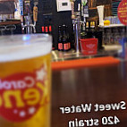 Johnny B's Pizza