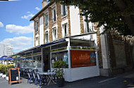 De L'hotel De Ville