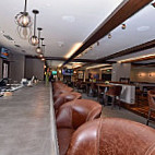 M Lounge