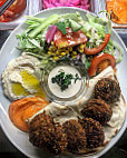 Ceder Schwarma Und Haus Gemacht Vegan Falafal