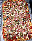Au Comptoir À Pizzas
