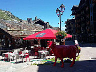 La Vache Rouge