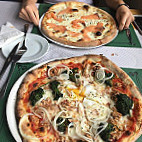 Pizzeria Mezzaluna