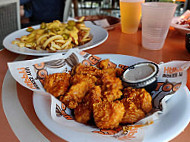 Hooters