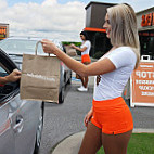 Hooters