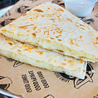 Dillas Quesadillas