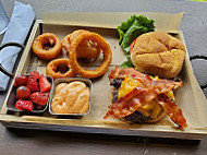 Lakes End Grill