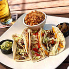 Kelly's At The Village