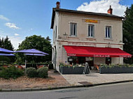 Café De La Gare