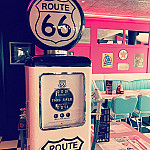 Twist Diner Cafe