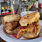 EJ's Eats & Drinks