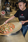 Donatos Pizza