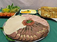 Maxi's Deli