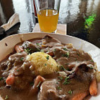 Ray J's American Grill