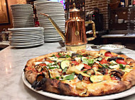 Pizzo's Pizzeria And Wine