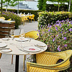 Le Tout-paris