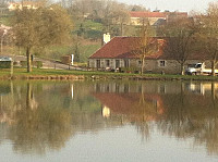 Les Pieds Dans L'eau