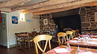 Chez Angèle