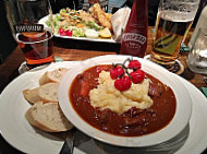 Kelly's Irish Pub