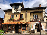 La Casona De Entralgo