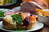 Waterfold Farm, Dining Carvery