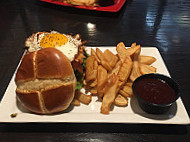 Red Robin Gourmet Burgers And Brews