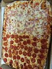 Dario's Famous Pizza