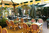 Le Cafe Jardin