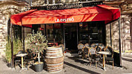 Le Bistro