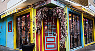 Aurora Vito's Süßholz Pizzeria Düsseldorf