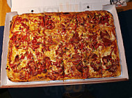 Carmines Pizza