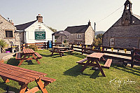 The Farmyard Inn