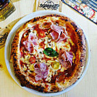 Mamagaya Pizza